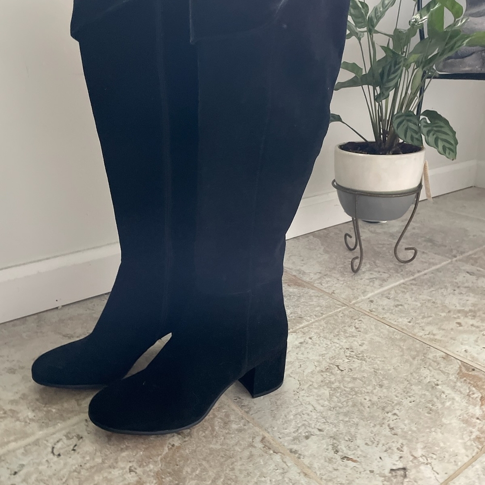 Chic Black Over the Knee Women's Boots